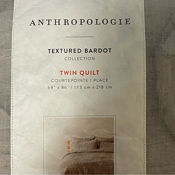 NEW! Anthropologie Textured Bardot Grey Twin Quilt w/ 2 Euro & 2 Standard Shams - Picture 5 of 12